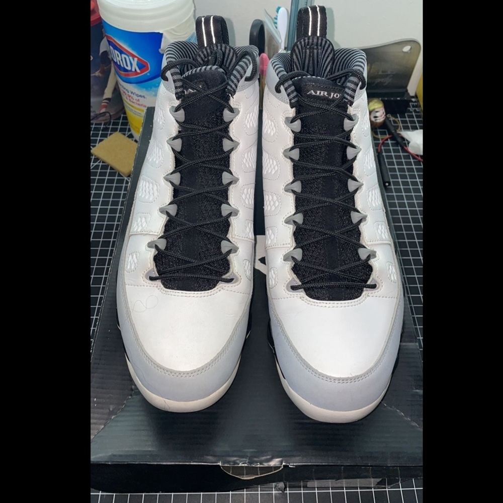 Air Jordan 9 Retro “Barons” sz9.5